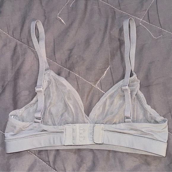 SKIMS FITS EVERYBODY CROSSOVER BRALETTE - Picture 2 of 4